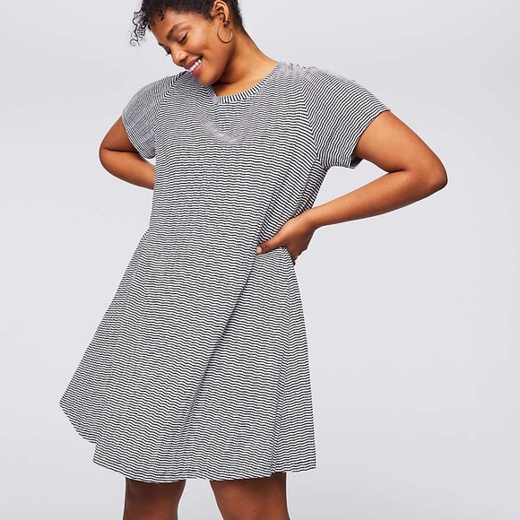 LOFT Dresses & Skirts - Loft Bow Back Swing Dress